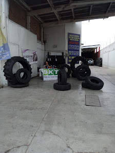 Centro Llantero Yokohama - Llantas Automotrices E Industriales Del Guadiana